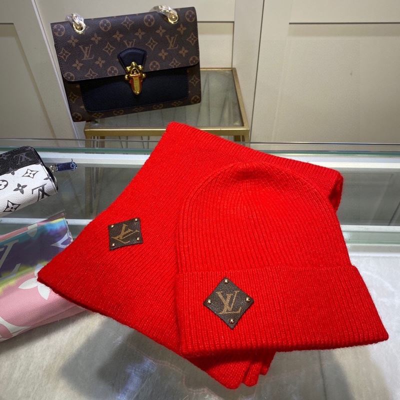 Louis Vuitton Caps Scarfs